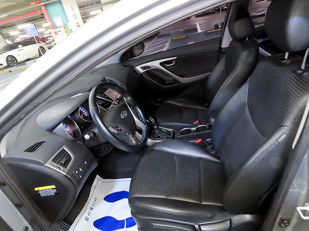 현대 더 뉴아반떼MD 1.6 GDi 스마트 - 이미지 15