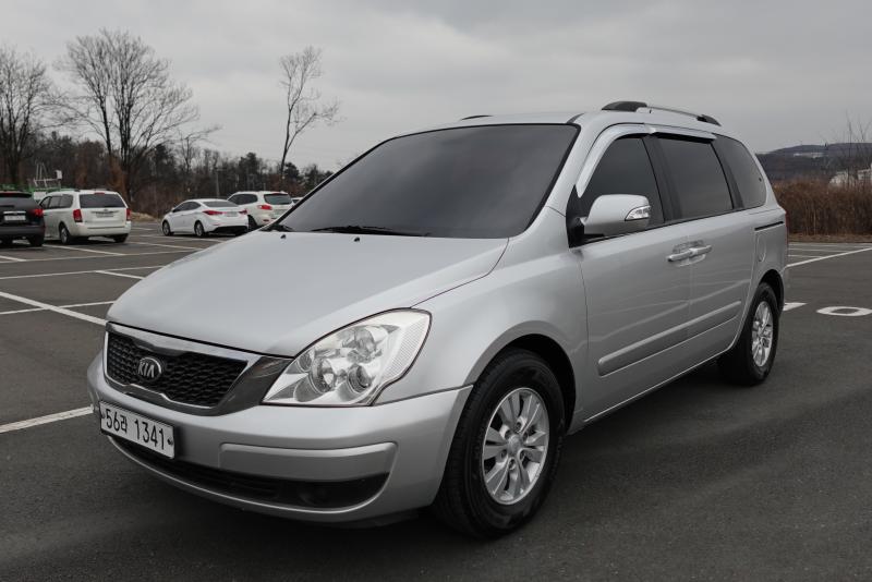 기아 카니발 R 9인승 디젤 GX