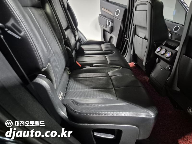 랜드로버 디스커버리5 3.0 SD6 HSE - 이미지 5