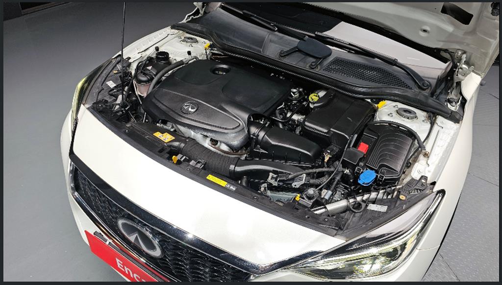 인피니티 Q30 2.0T - 이미지 10