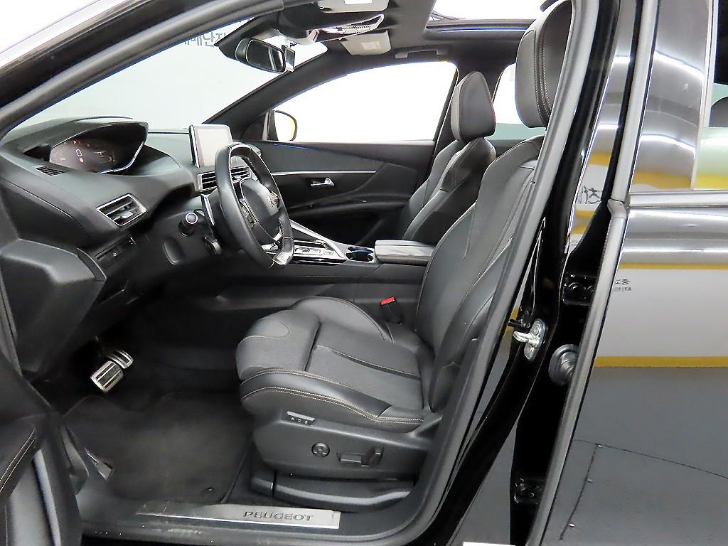 푸조 3008(2세대) 1.6 BlueHDi GT라인 - 이미지 17