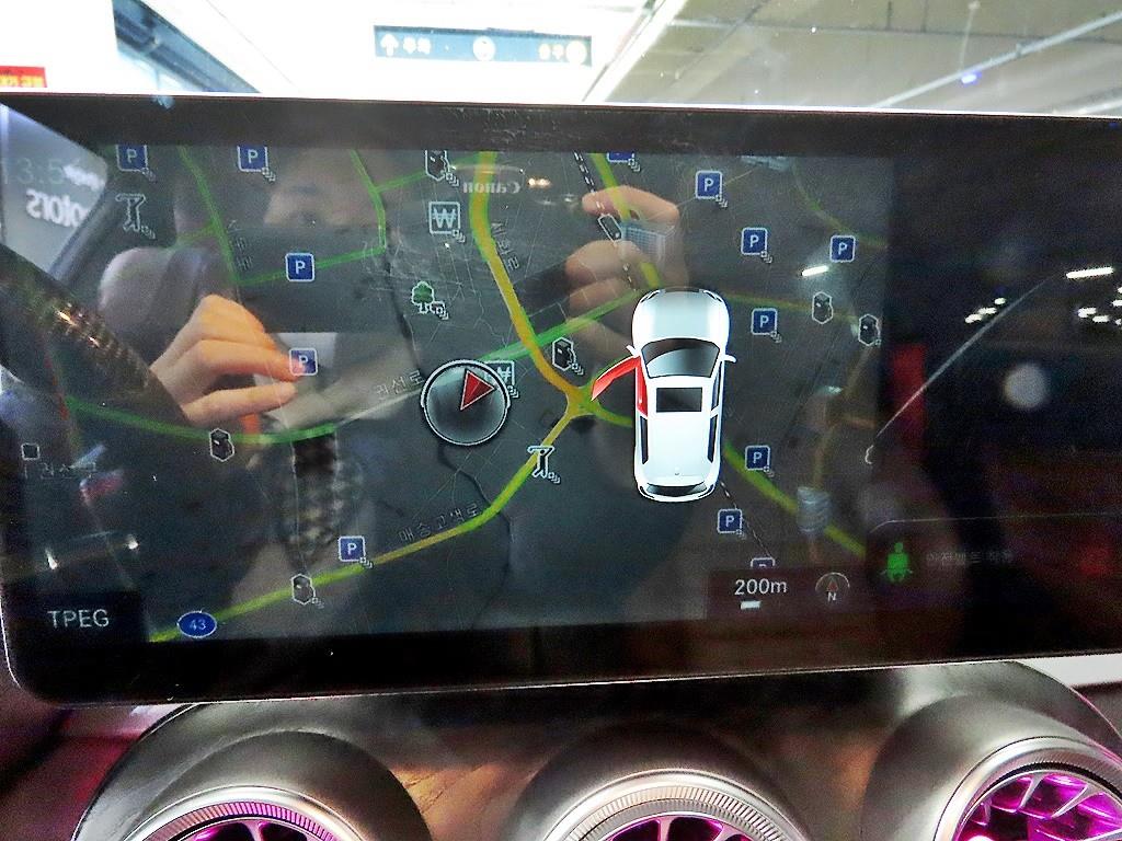 벤츠 C클래스(4세대) C200 쿠페 - 이미지 12