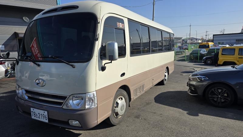 현대 e-카운티 25인승 롱바디 골드 자가용 - 이미지 13