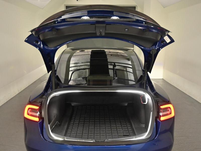 테슬라 모델 3 AWD 롱 레인지 - 이미지 7