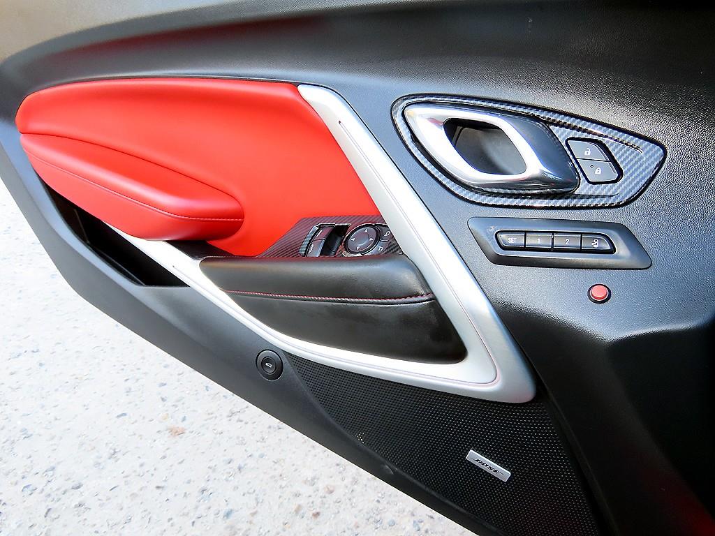 쉐보레 (대우) 올 뉴카마로 SS 6.2 V8 볼케이노 레드