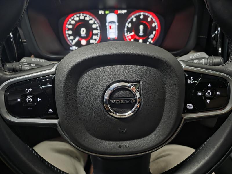 볼보 XC60(2세대) B5 AWD 인스크립션 - 이미지 15