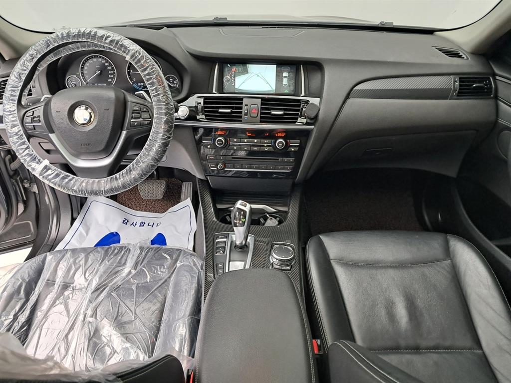 BMW X4 20d xDrive x라인 - 이미지 4