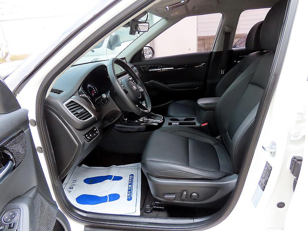 기아 셀토스 1.6 가솔린 2WD 시그니처 - 이미지 12