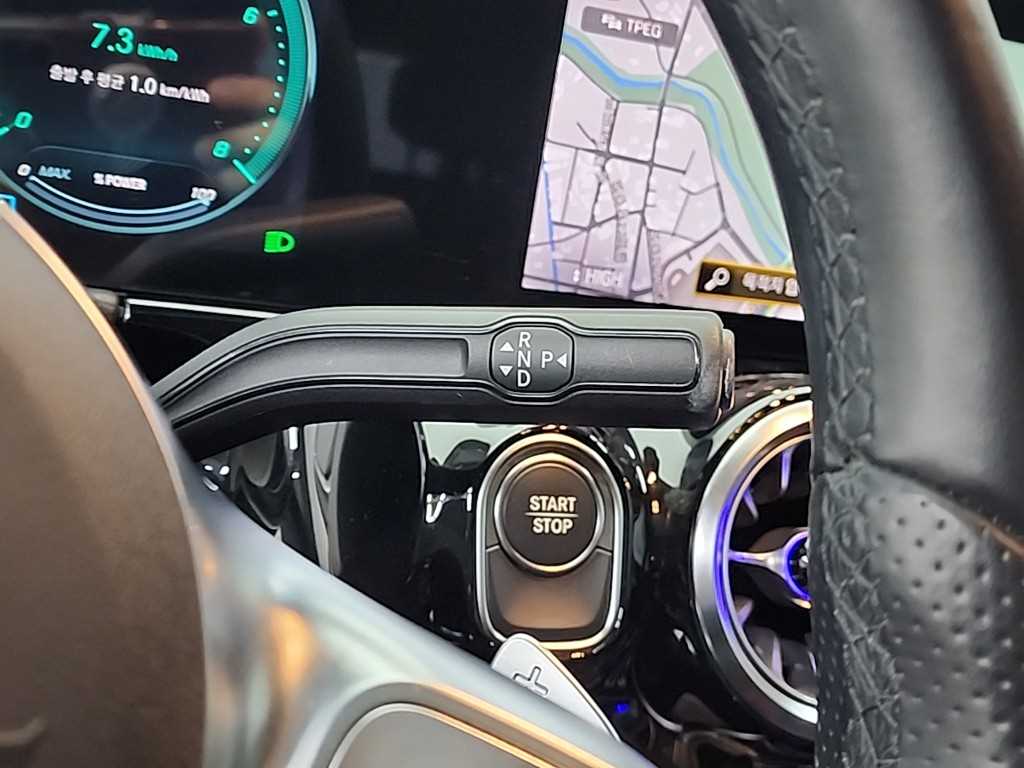 벤츠 EQA 250 AMG 팩 플러스 - 이미지 19