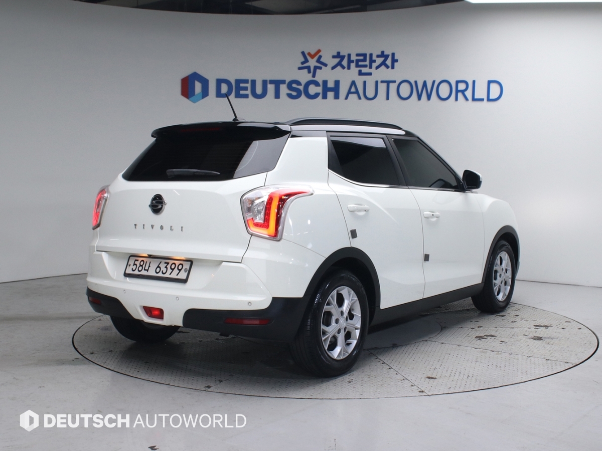 KG모빌리티(쌍용) 티볼리 가솔린 2WD LX - 이미지 11