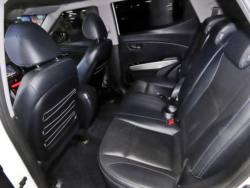 KG모빌리티(쌍용) 티볼리 디젤 2WD LX - 이미지 5