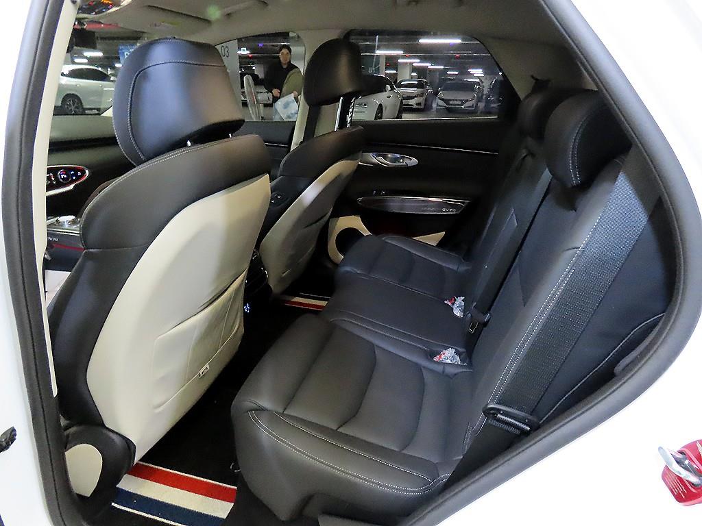 제네시스 GV70 2.5T 2WD 기본형 - 이미지 2