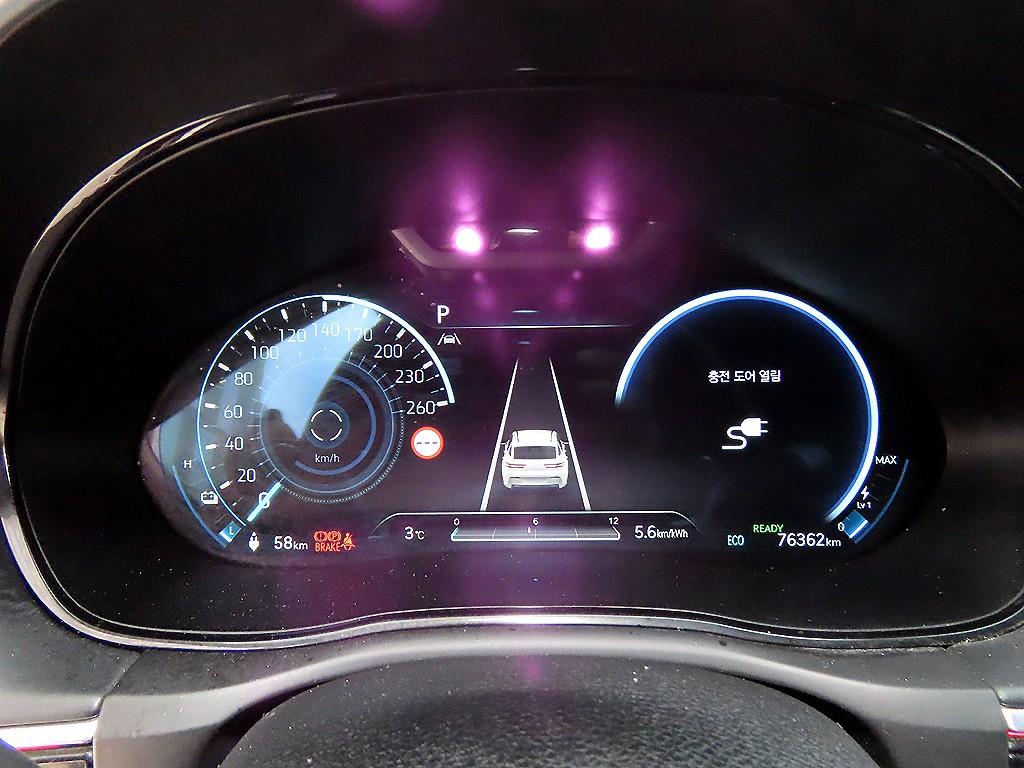 제네시스 eGV70 EV AWD 기본형 - 이미지 15