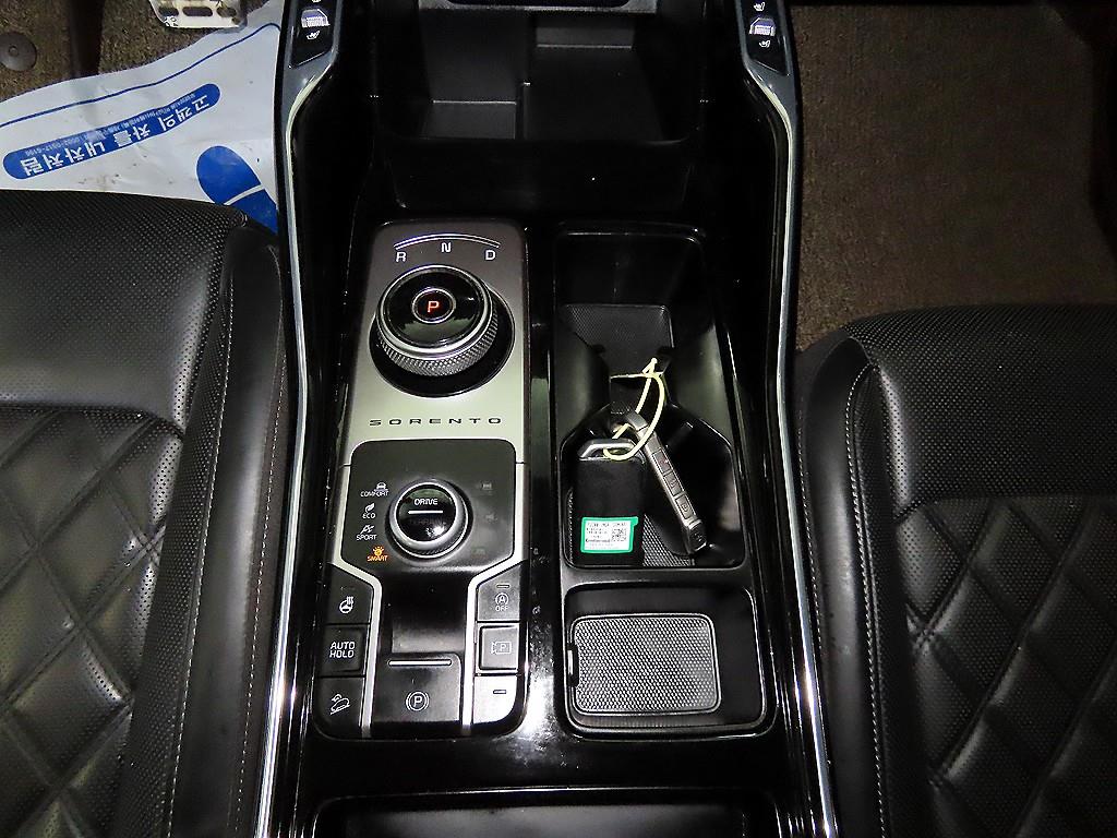 기아 신형쏘렌토(MQ4) 2.2 디젤 4WD 시그니처 - 이미지 4