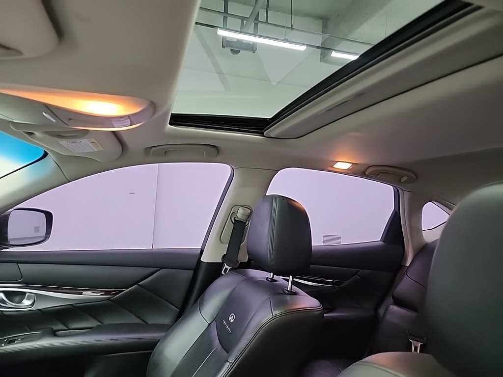 인피니티 M(4세대) M37 - 이미지 15