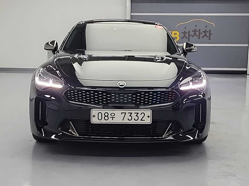 기아 스팅어 2.0 터보 AWD 플래티넘 - 이미지 9