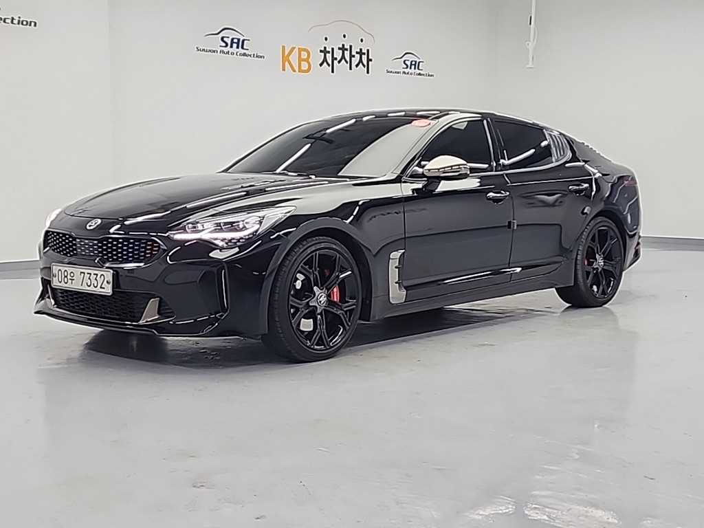 기아 스팅어 2.0 터보 AWD 플래티넘 - 이미지 2
