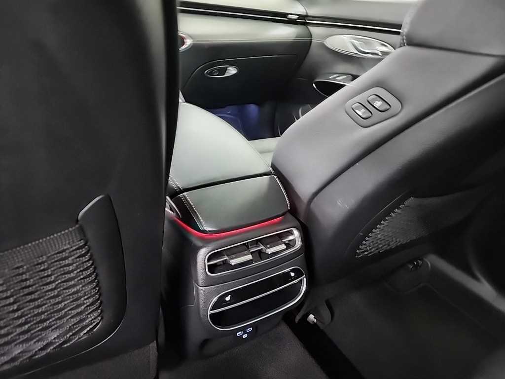 제네시스 GV70 2.5T AWD 기본형 - 이미지 16