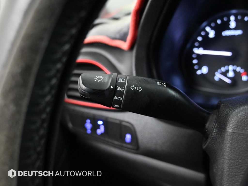 현대 i30 PD 디젤 1.6 프리미엄 - 이미지 9