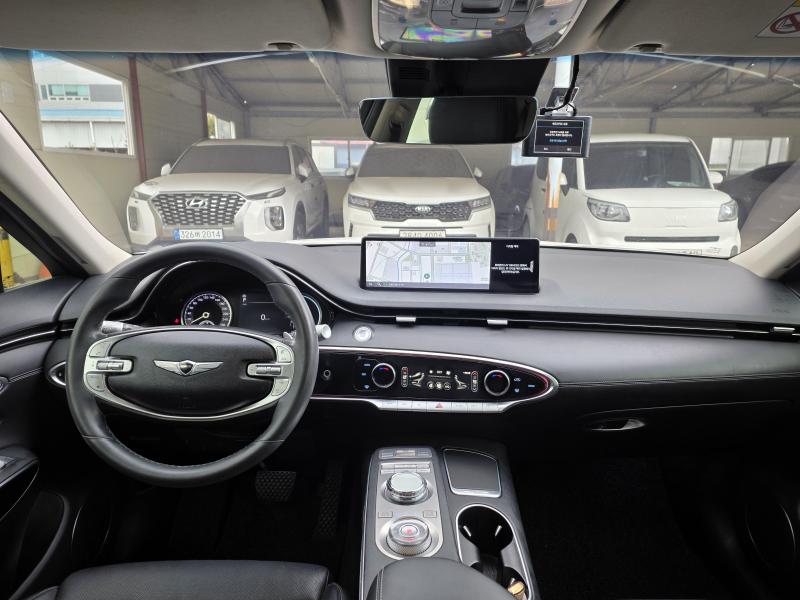 제네시스 GV70 2.2 디젤 AWD 기본형 - 이미지 5