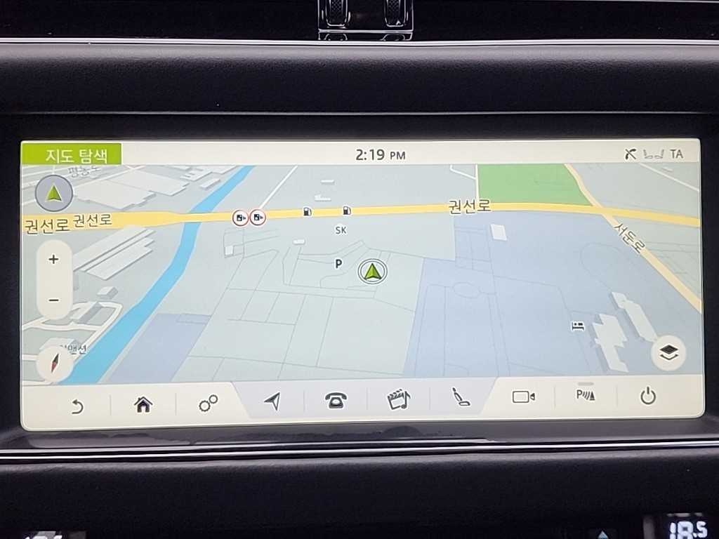 재규어 XF(2세대) 2.0 20d AWD 포트폴리오 - 이미지 12