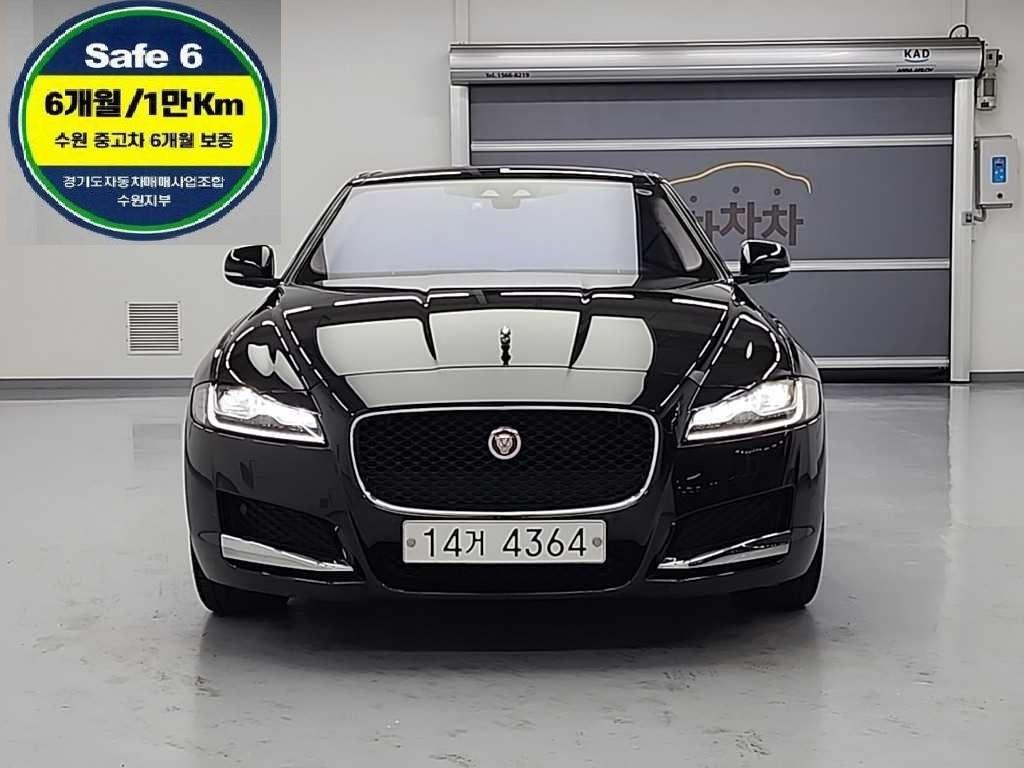 재규어 XF(2세대) 2.0 20d AWD 포트폴리오 - 이미지 17