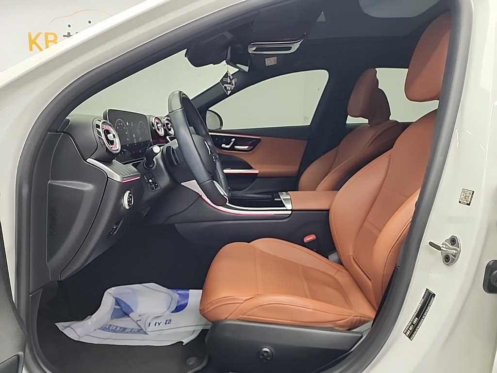 벤츠 C클래스(5세대) C200 4매틱 아방가르드 - 이미지 12