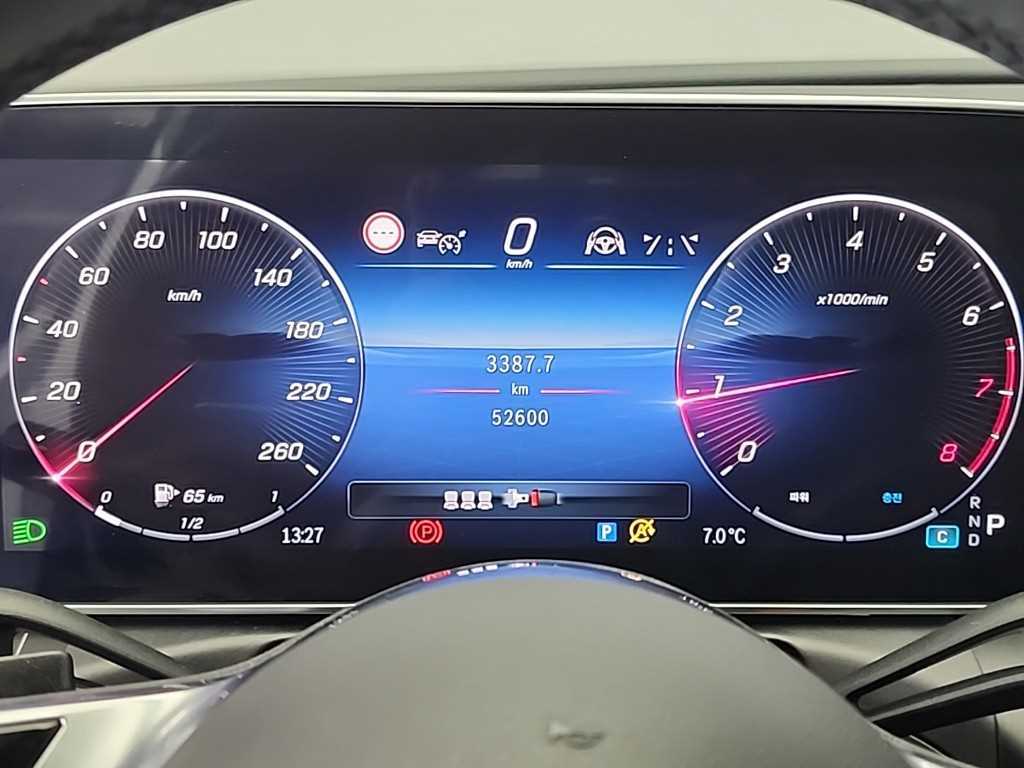 벤츠 C클래스(5세대) C200 4매틱 아방가르드 - 이미지 10