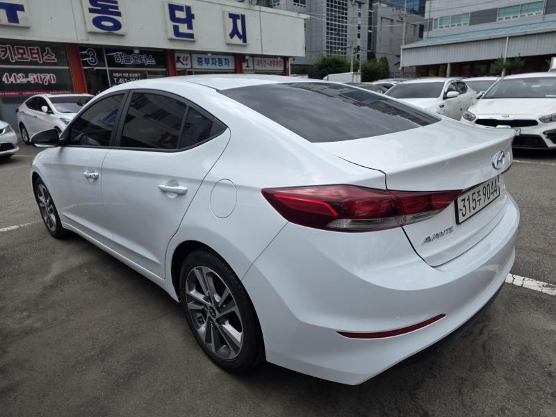 현대 아반떼AD 1.6 GDi 밸류 플러스 - 이미지 7