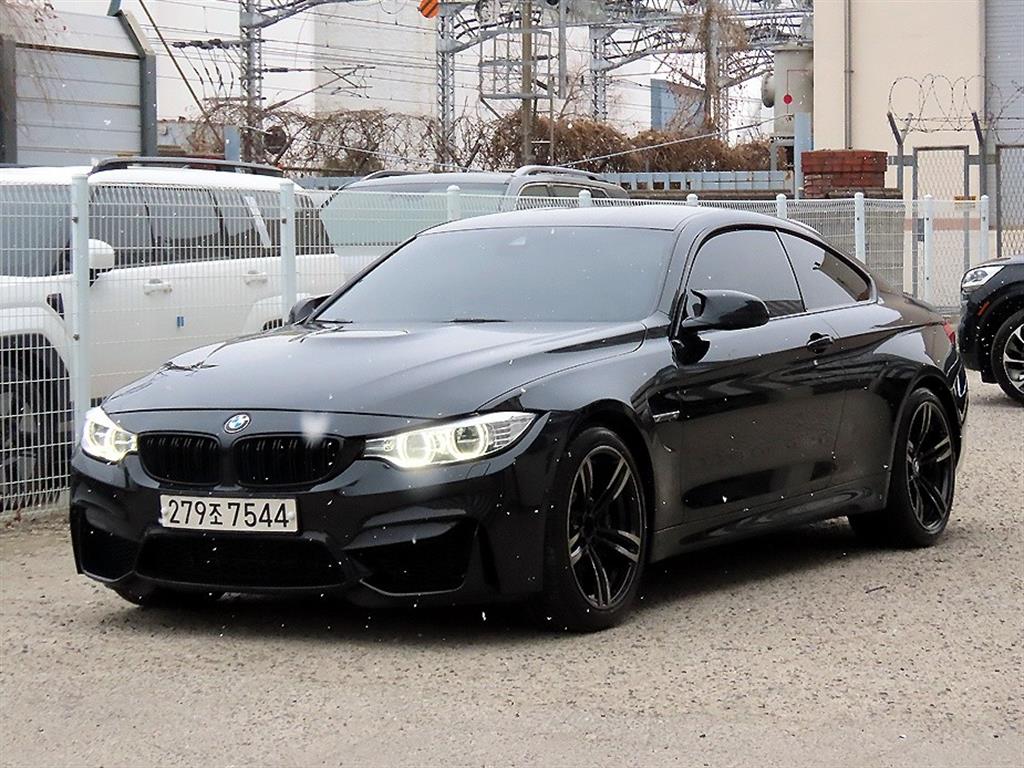 BMW M4 M4 쿠페 - 이미지 12