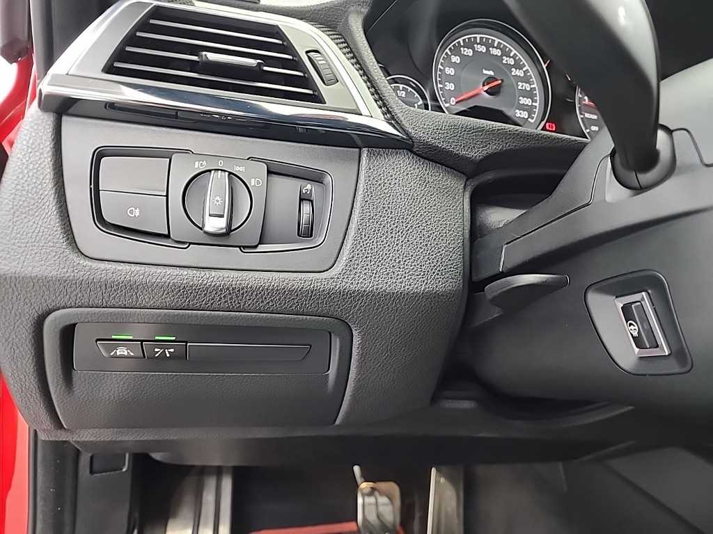 BMW M4 M4 쿠페 컴페티션 인디비주얼 - 이미지 11