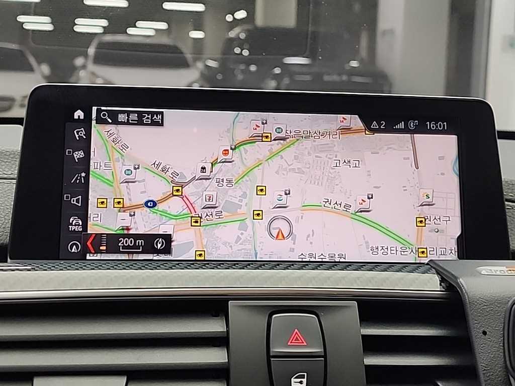 BMW M4 M4 쿠페 컴페티션 인디비주얼 - 이미지 6