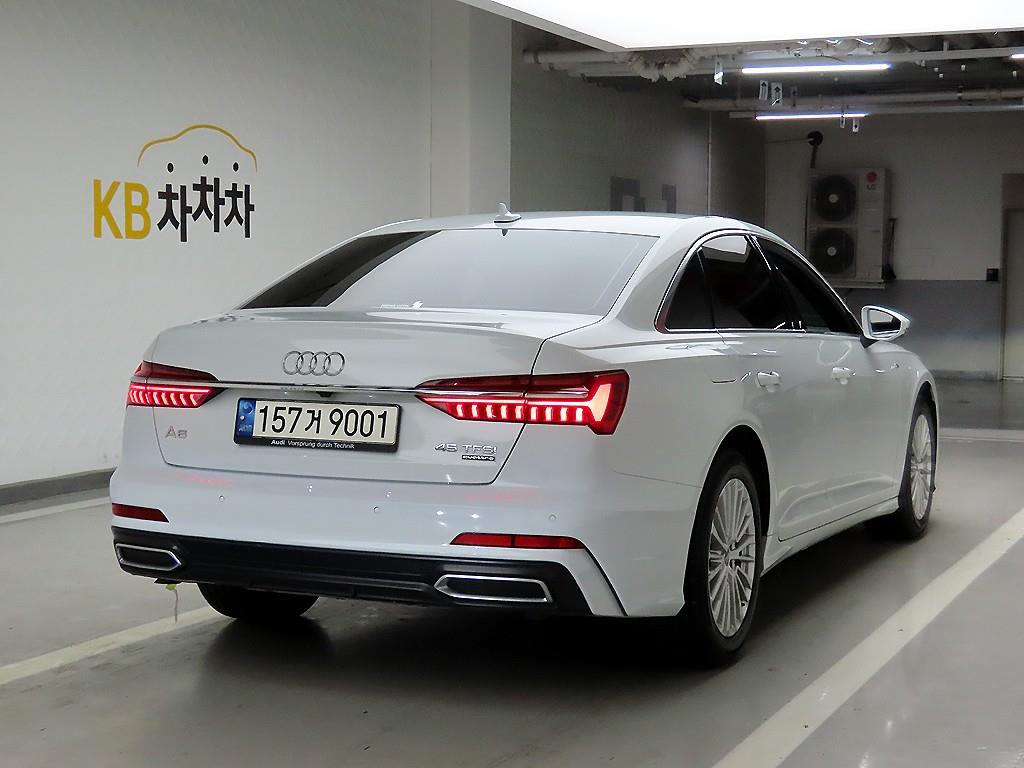아우디 A6(5세대) 45 TFSI 콰트로 프리미엄 - 이미지 4