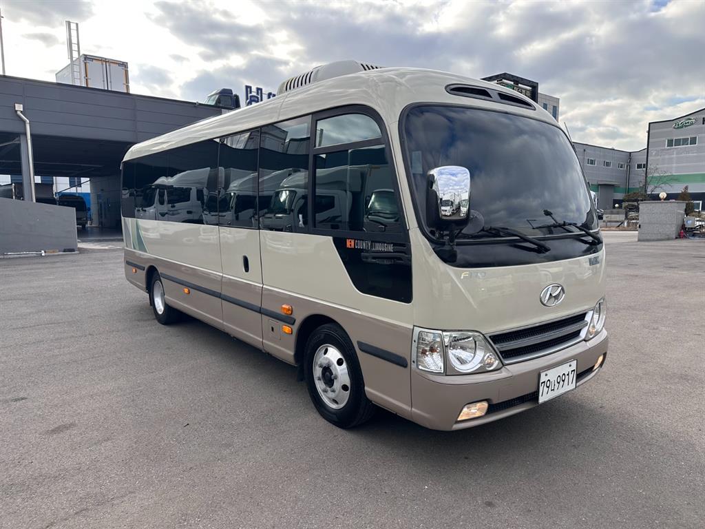 현대 뉴카운티 리무진 15인승 - 이미지 7