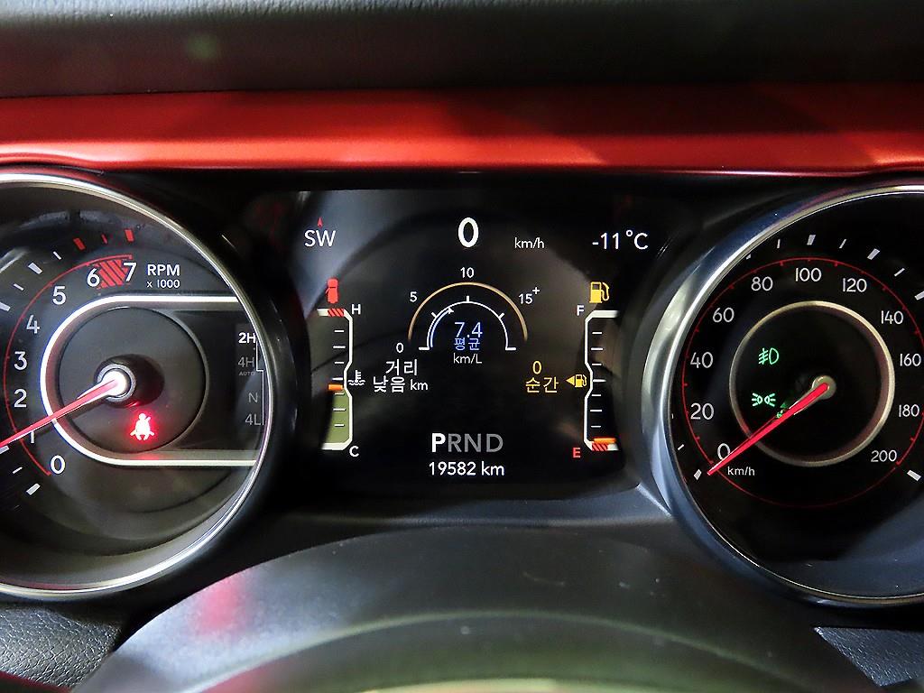 지프 랭글러(JL) 2.0 루비콘 4DR - 이미지 20