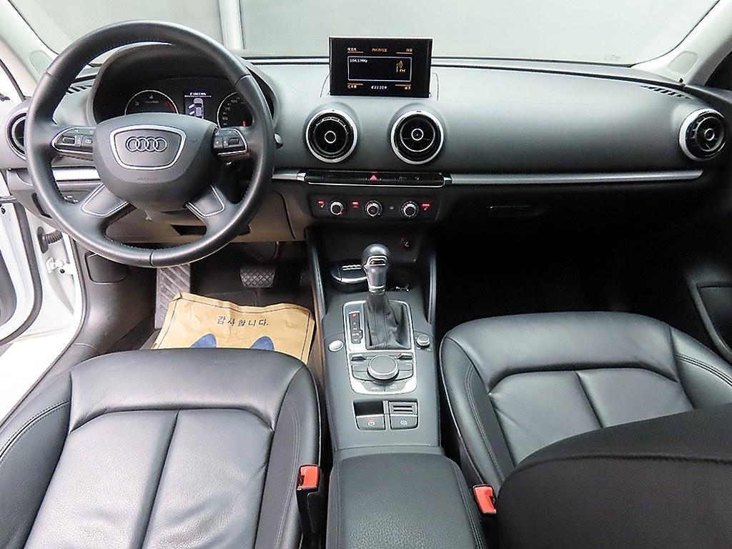 아우디 A3(3세대) 25 TDI 다이나믹 - 이미지 11
