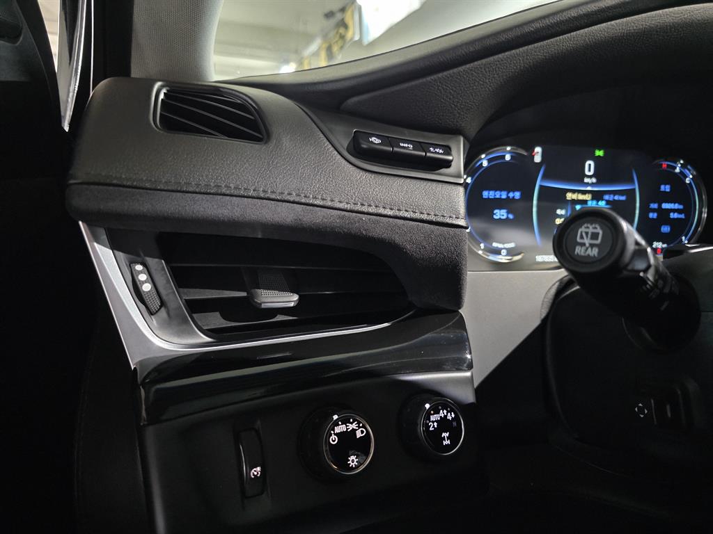 캐딜락 에스컬레이드(4세대) 6.2 V8 - 이미지 20