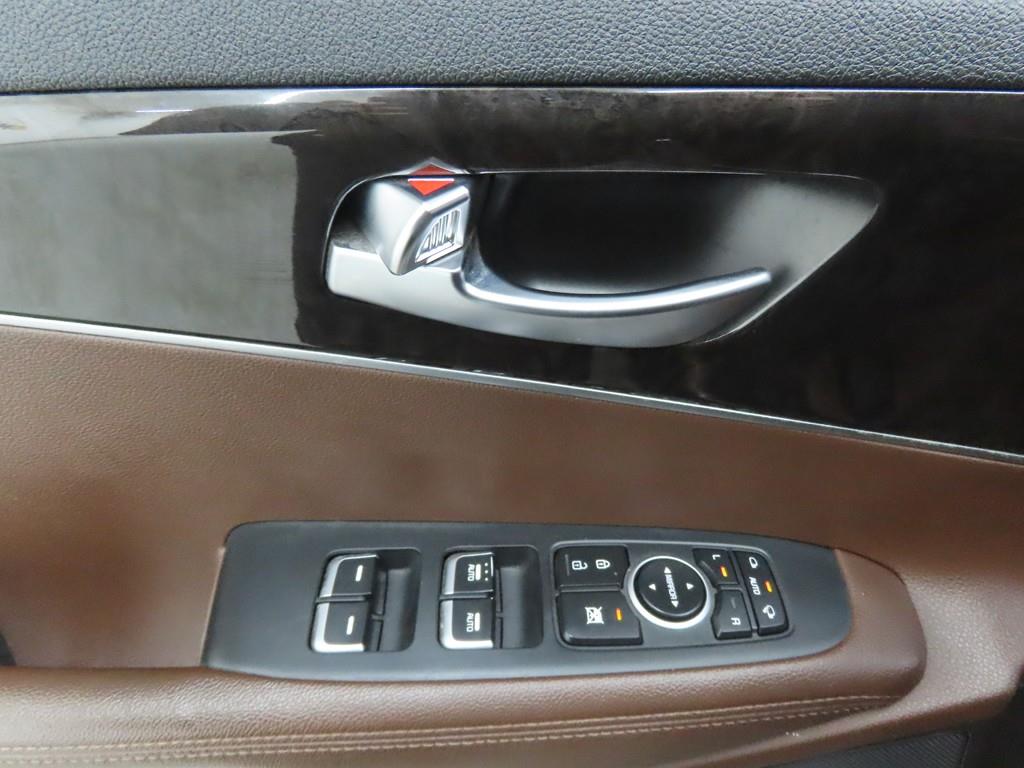 기아 올 뉴쏘렌토 R2.0 2WD 노블레스 - 이미지 17