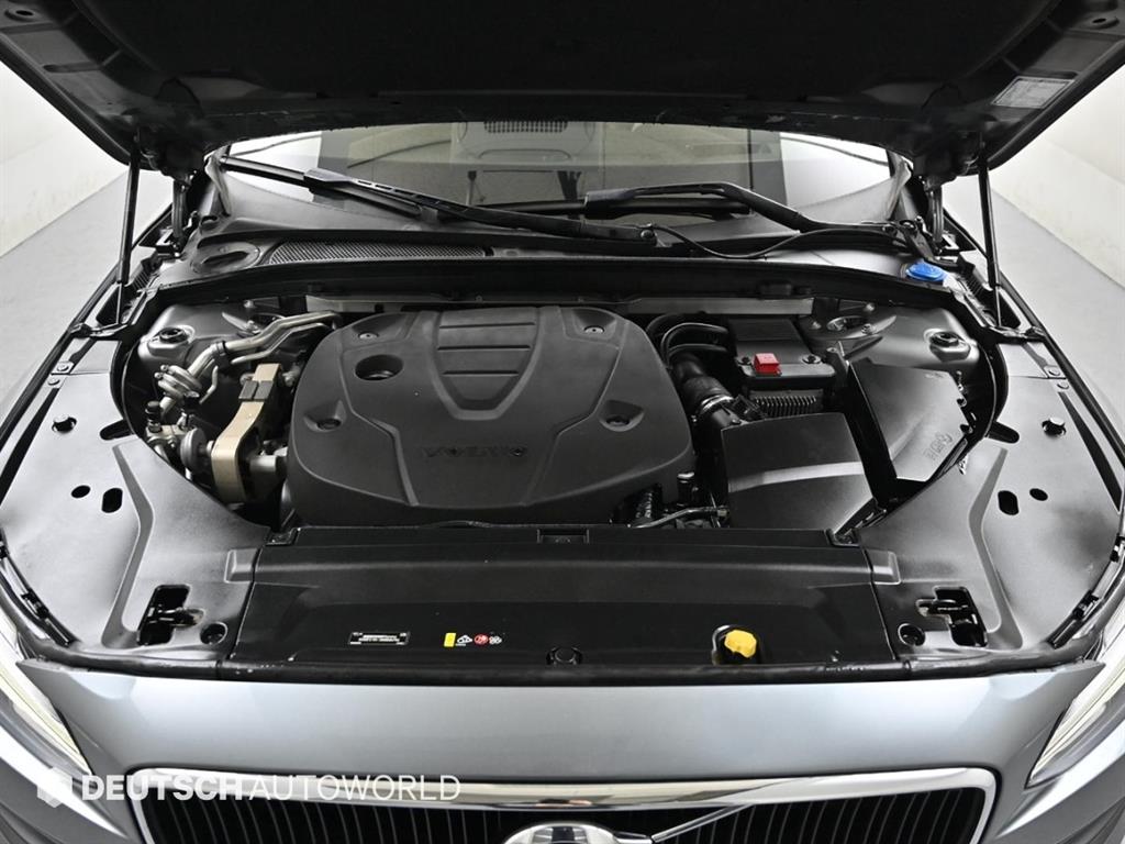 볼보 더 뉴 S90 D5 AWD 모멘텀 - 이미지 20