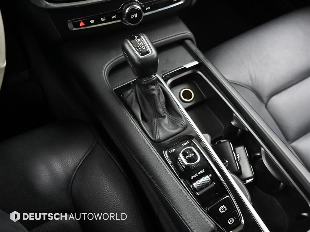 볼보 더 뉴 S90 D5 AWD 모멘텀