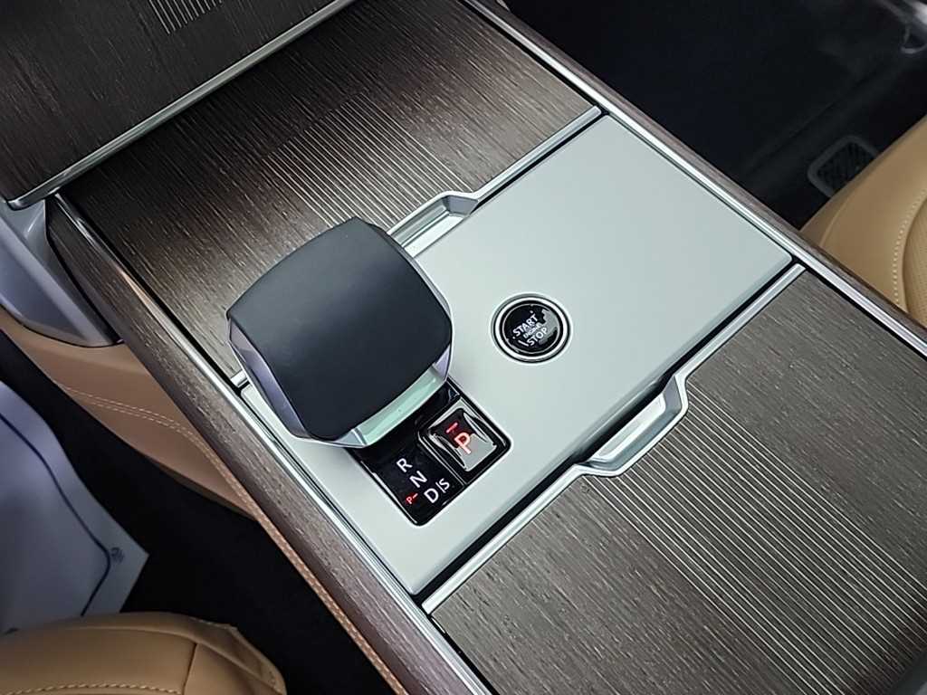 랜드로버 레인지로버(5세대) 4.4 P530 LWB 오토바이오그래피 - 이미지 15