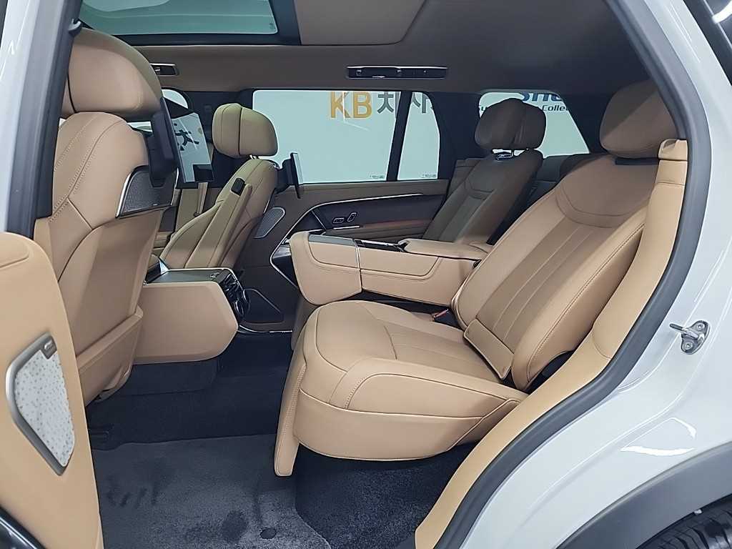 랜드로버 레인지로버(5세대) 4.4 P530 LWB 오토바이오그래피 - 이미지 19