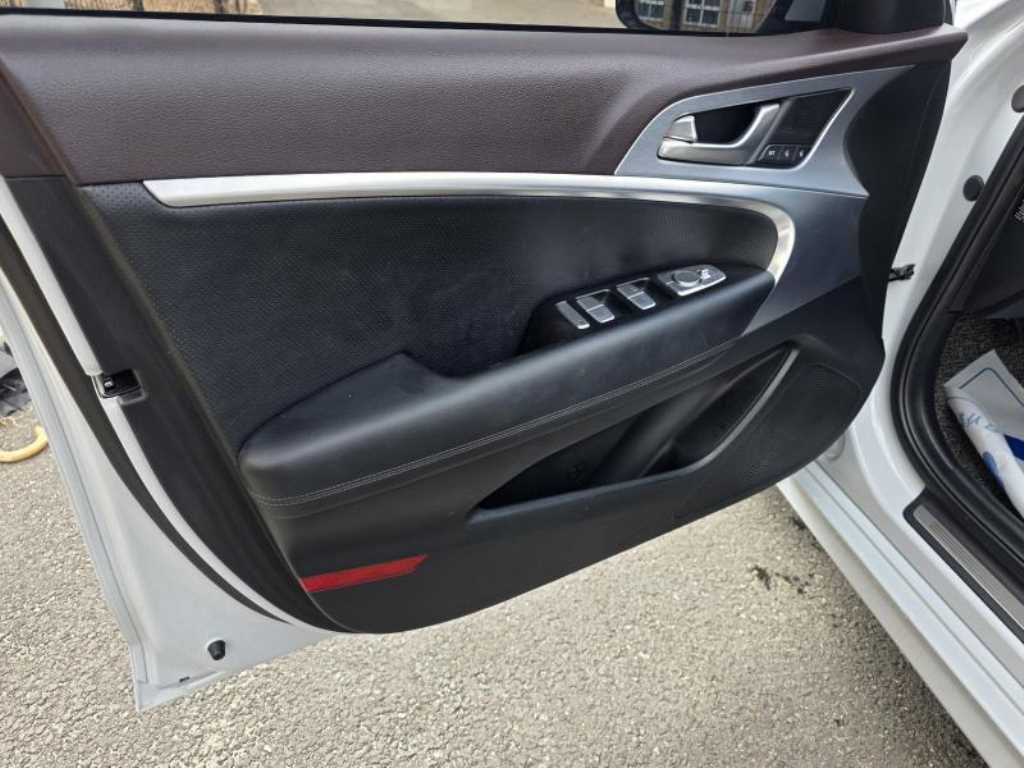 제네시스 G70 2.0T AWD 엘리트 - 이미지 16