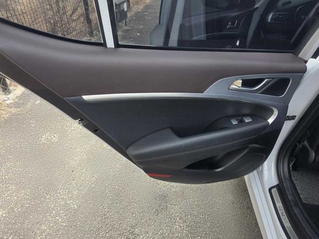 제네시스 G70 2.0T AWD 엘리트 - 이미지 14