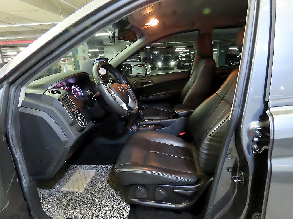 KG모빌리티(쌍용) 코란도 스포츠 CX7 4WD 클럽 - 이미지 8