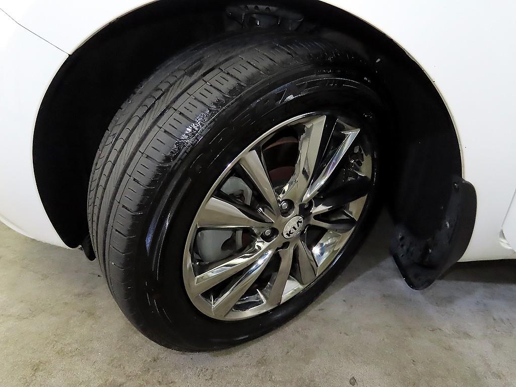 기아 더 뉴카니발 9인승 디젤 노블레스 스페셜 - 이미지 19