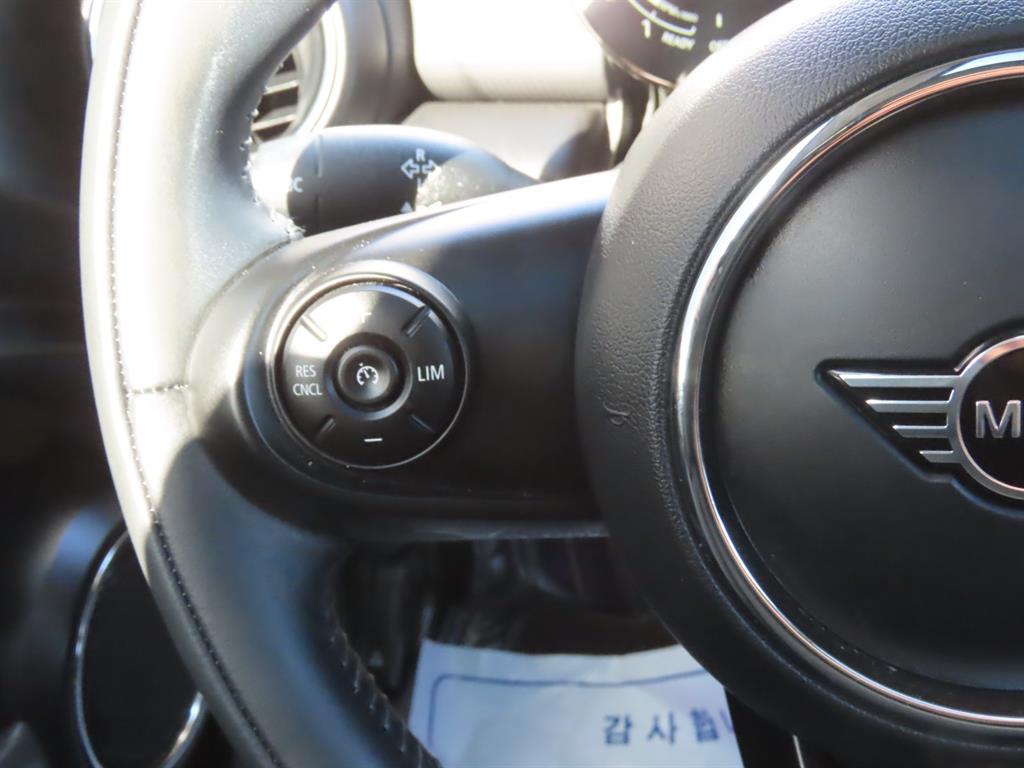 미니 쿠퍼(3세대) 1.5 하이 - 이미지 7