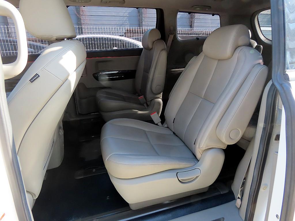 기아 올 뉴카니발 9인승 디젤 노블레스 스페셜 - 이미지 19