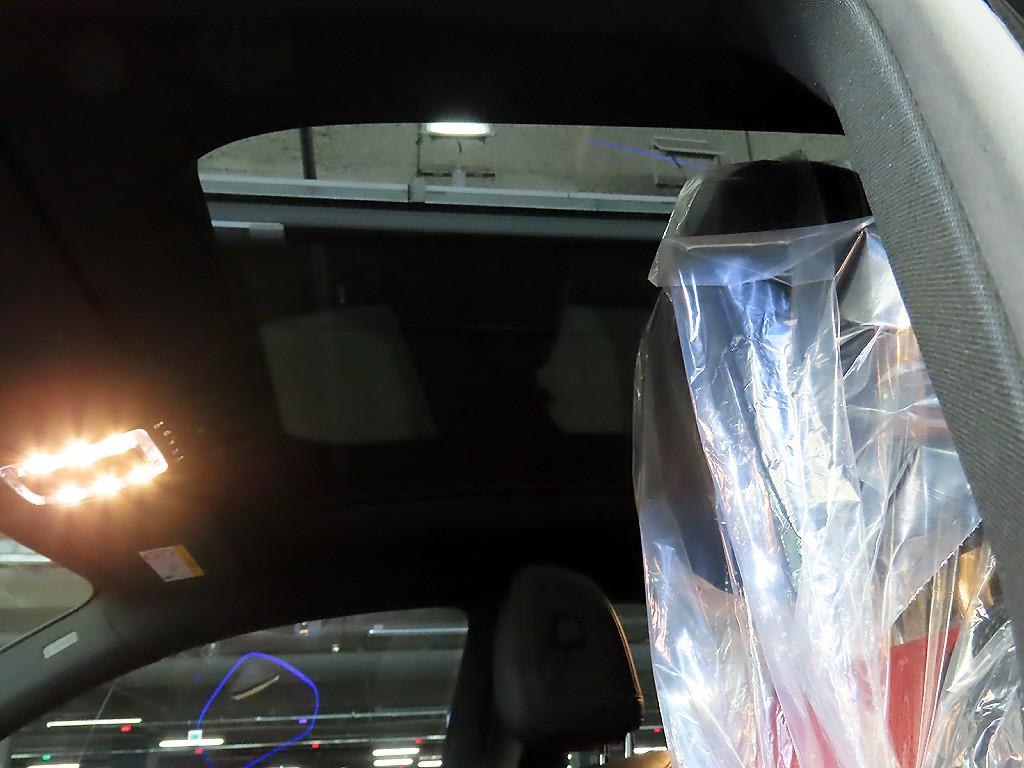 벤츠 GLE클래스(4세대) GLE 400e 4매틱 쿠페 - 이미지 8