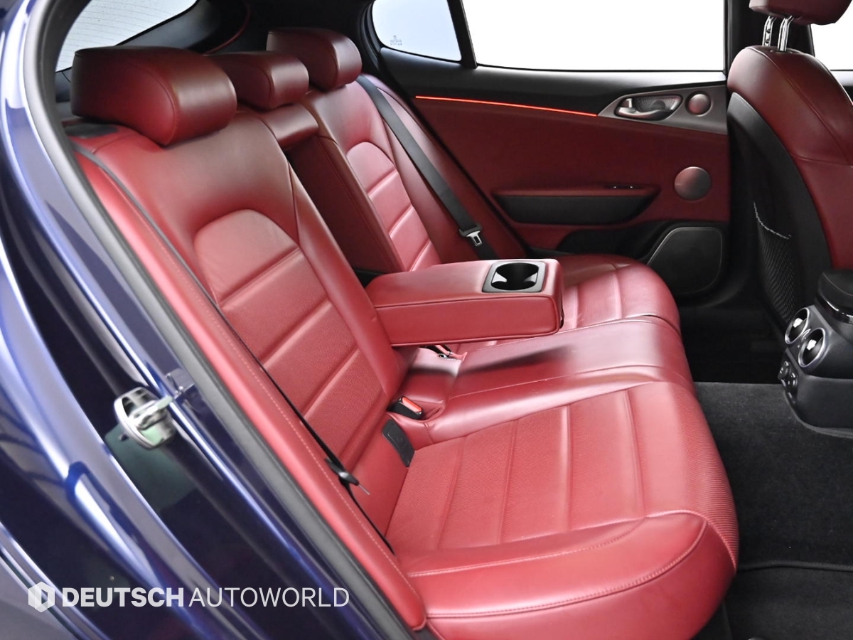 기아 스팅어 3.3 터보 AWD GT - 이미지 12